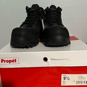 Sentry Men’s Work Boot